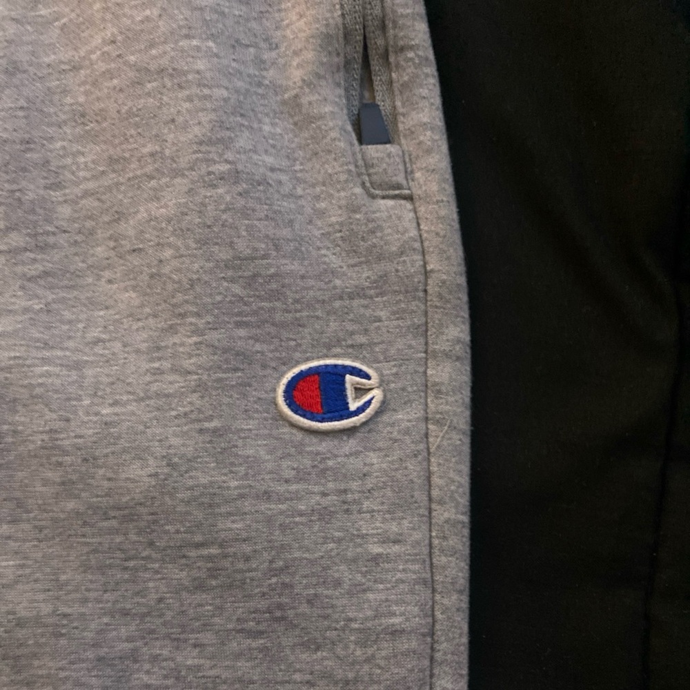 Super Comfy Champion Gray Joggers (Medium) – Clean & Ready to Wear